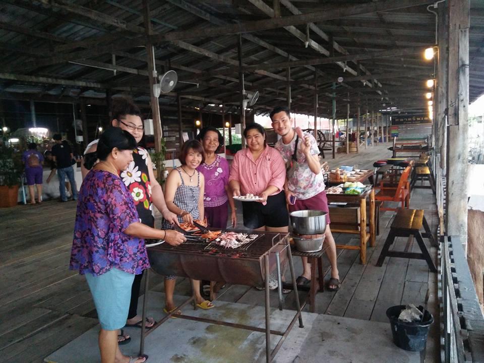 I Na Seaview Hostel Rayong Bagian luar foto