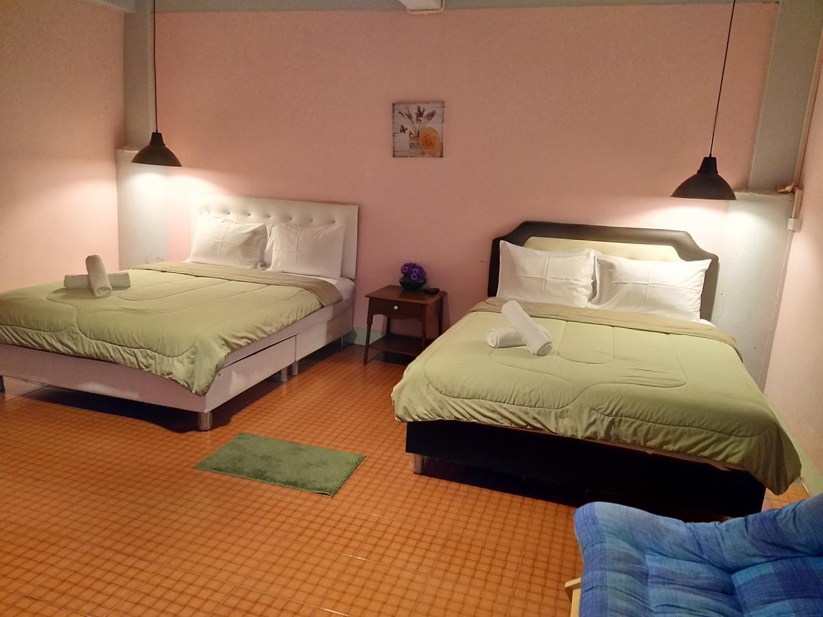 I Na Seaview Hostel Rayong Bagian luar foto