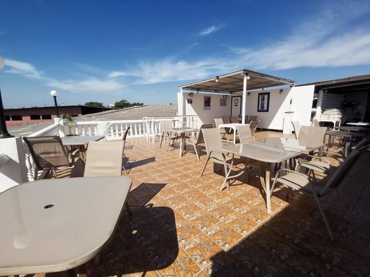 I Na Seaview Hostel Rayong Bagian luar foto